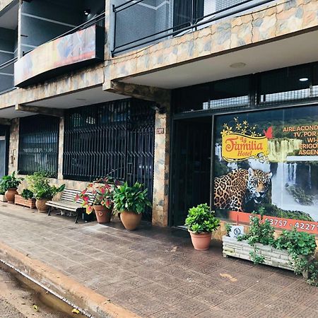 La Familia Hotel Puerto Iguazu Exterior photo