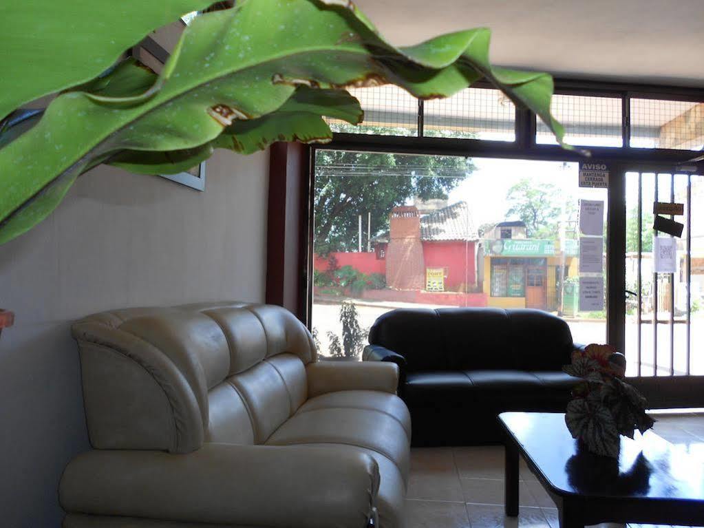 La Familia Hotel Puerto Iguazu Exterior photo